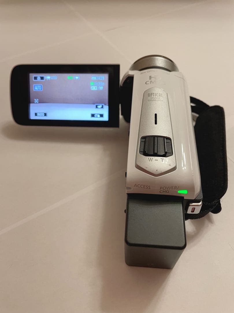 Canon デジタルビデオカメラ ホワイトIVISHFR42WH