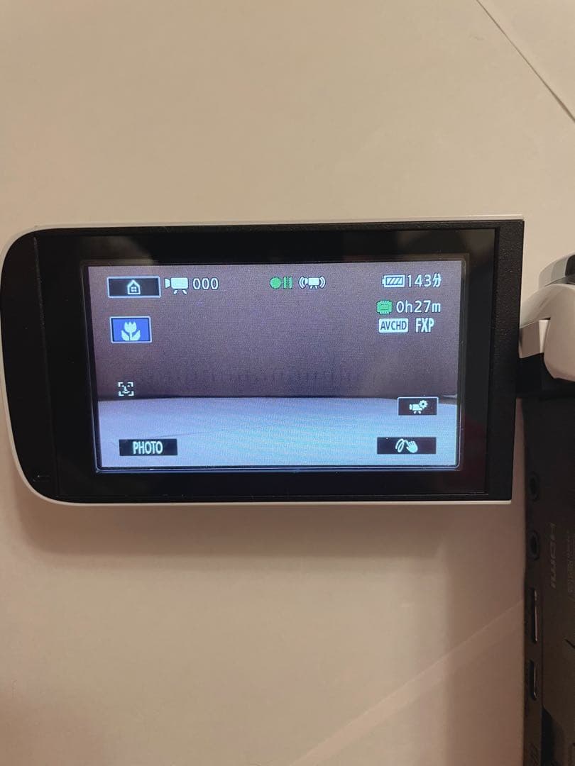 Canon デジタルビデオカメラ ホワイトIVISHFR42WH