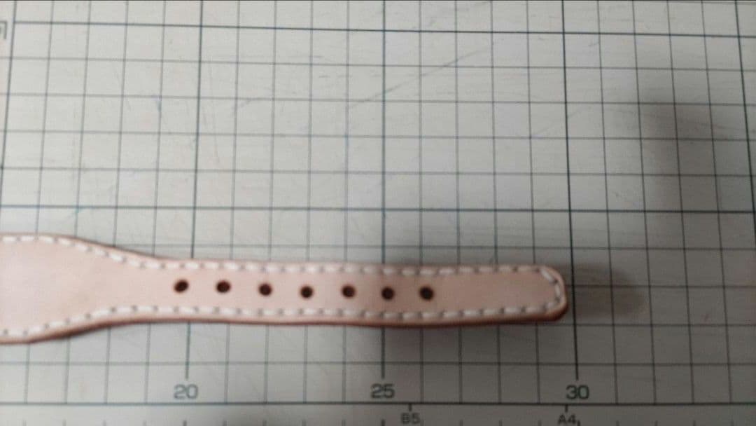 レザー首輪 革 革首輪 ハンドメイド イタリアングレーハウンド レザー 赤