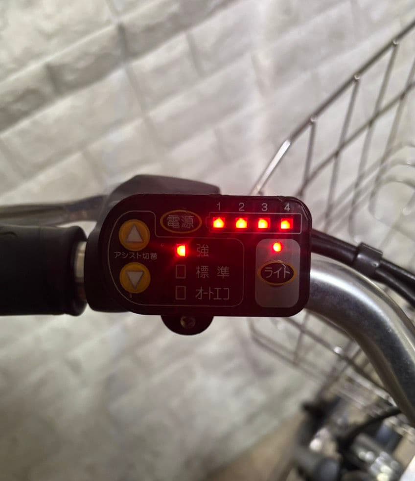 ✨美品✨室内保管✨バッテリー最高レベル8.1Ah✨　ヤマハパス✨電動自転車