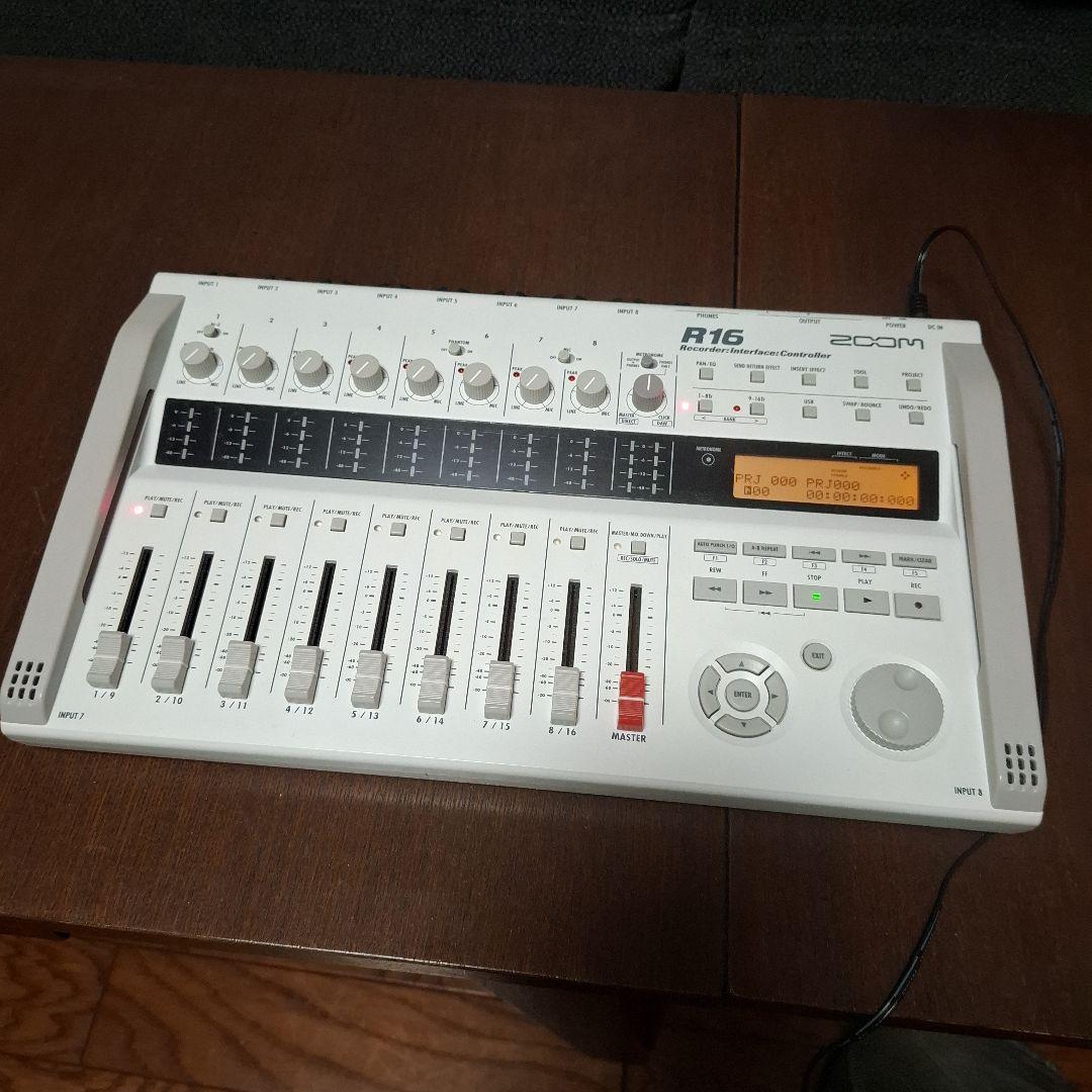 【完動品】ZOOM R16 純正ケース付き