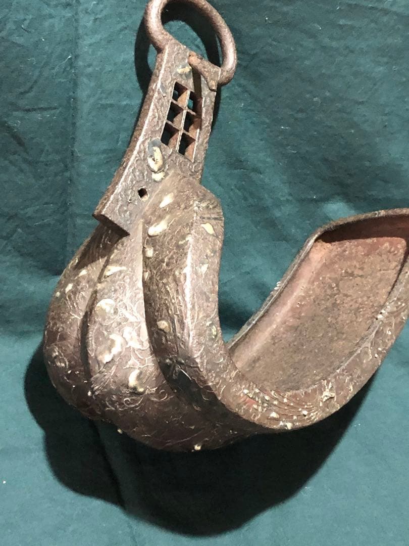 鎧　鉄製　馬具　時代物　アンティーク　インテリア　置物