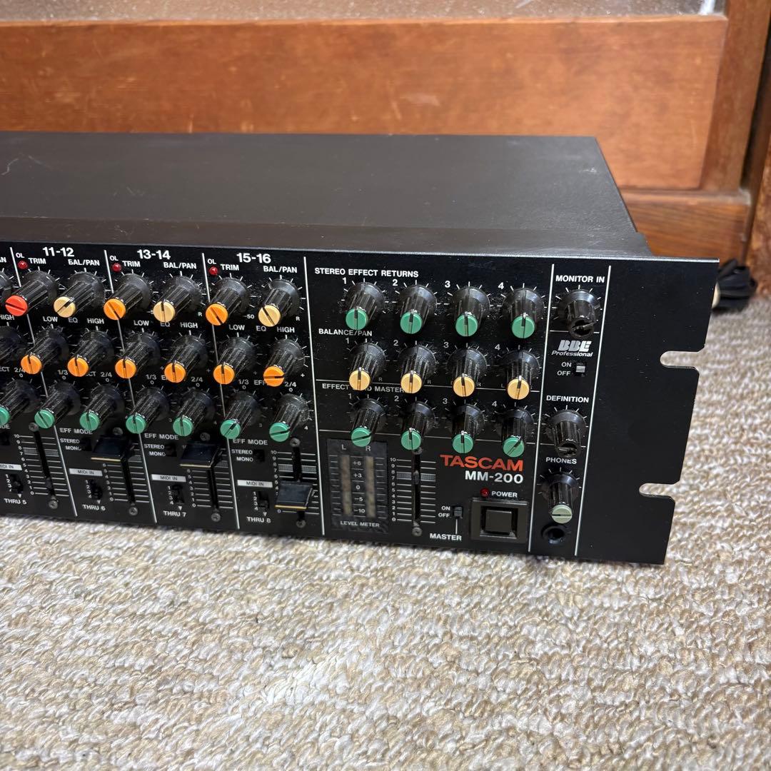 【動作良好】TASCAM MM-200 アナログミキサー ステレオ8チャンネル