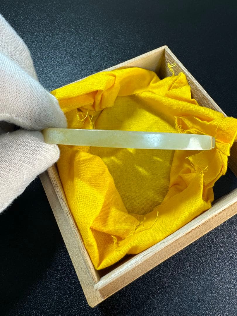 春秋時代 和田玉龍図柄 玉璧 骨董 玉彫 時代物 お守り 極細工 老玉和田