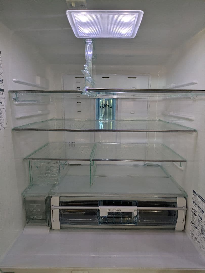 HITACHI 日立　冷蔵庫 R-B6200 6ドア