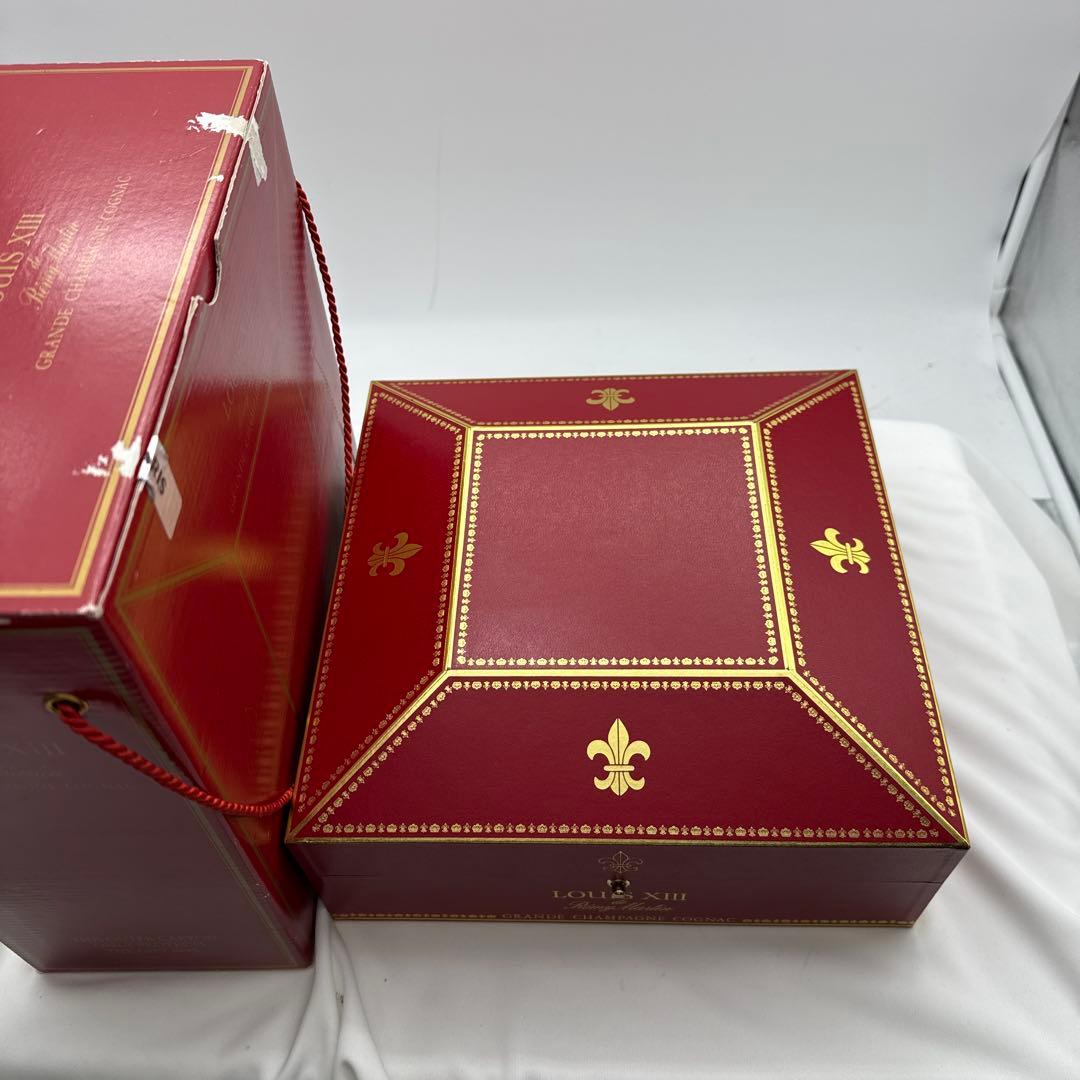 レミーマルタンルイ13世金キャップ四角形箱グランドシャンパーニュ古酒