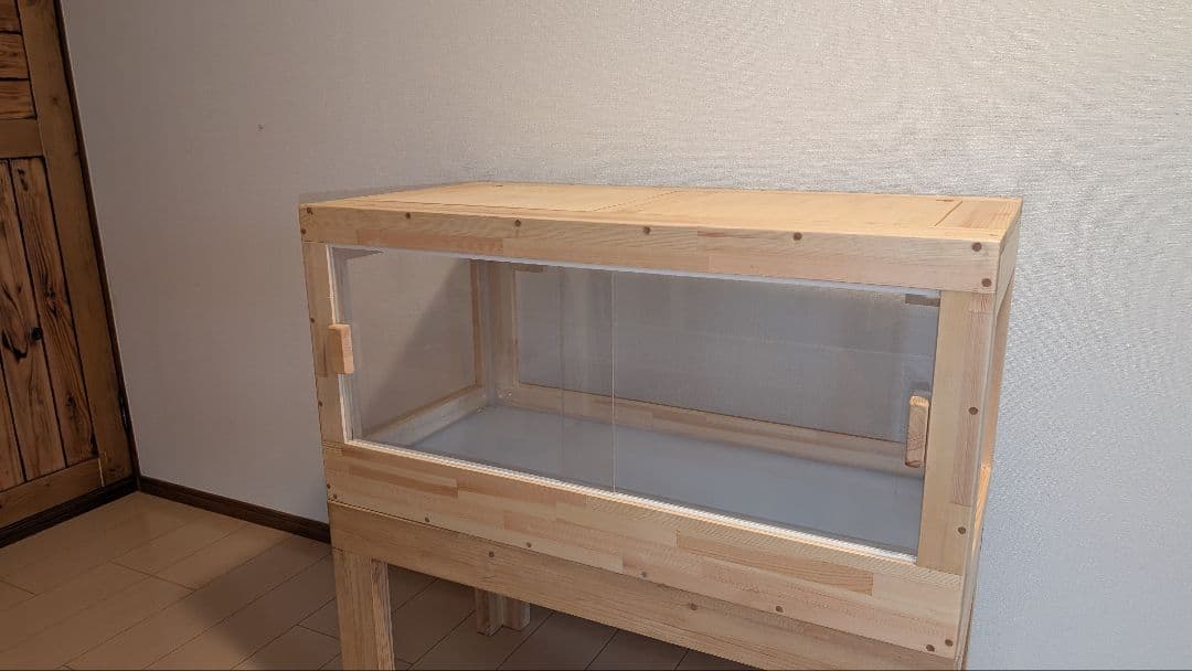 赤松集成材18ミリ幅90縦45奥行45全面アクリル板仕様木材オイル仕上げ