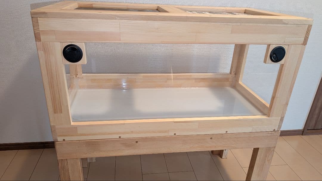 赤松集成材18ミリ幅90縦45奥行45全面アクリル板仕様木材オイル仕上げ