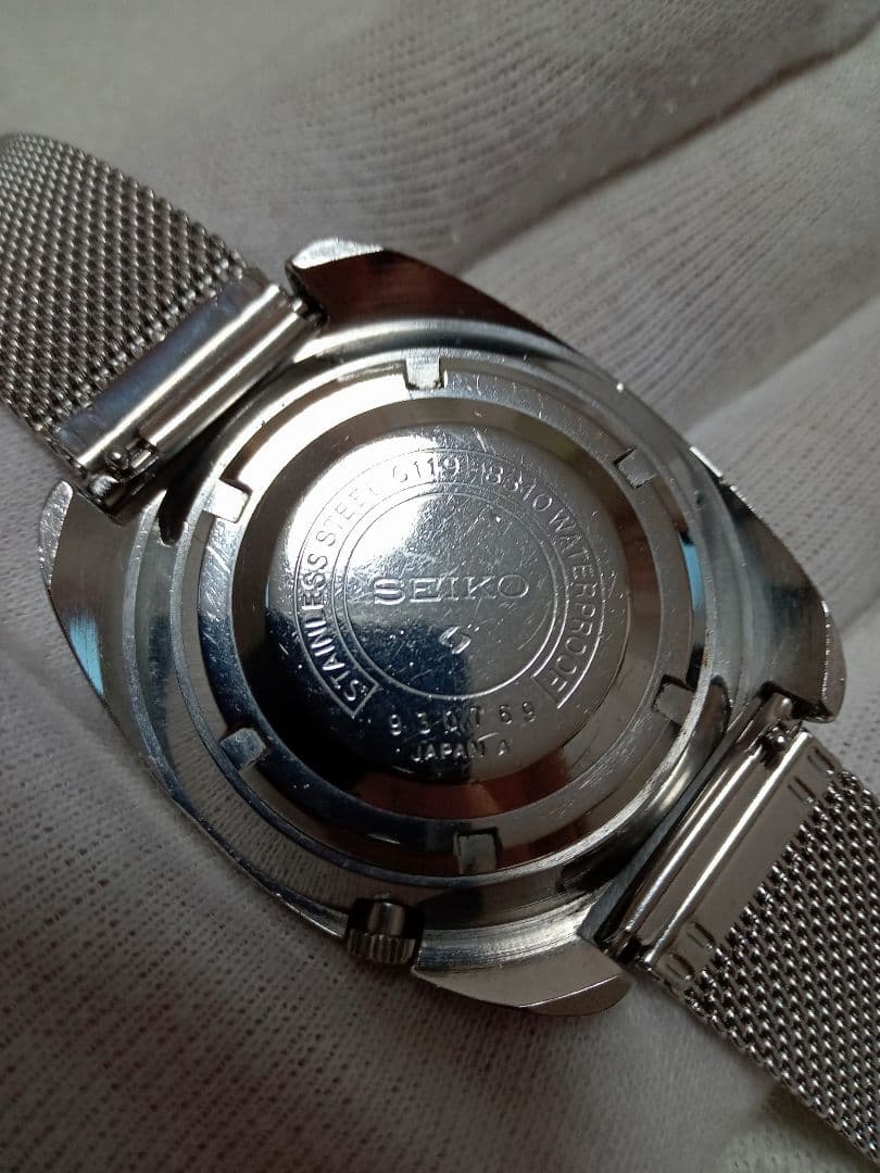 ヤ*カ様 SEIKO5　SPORTS　機械式自動巻　6119-8310　希少アン