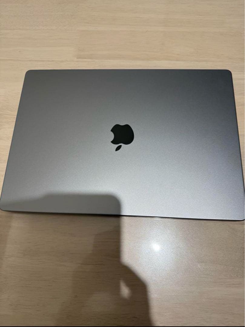 Apple MacBook Pro M2 13インチ 16gb