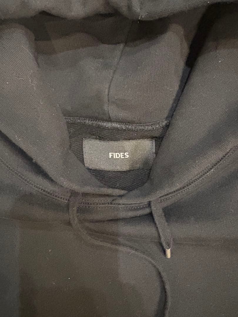FIDES フィデス　パーカー