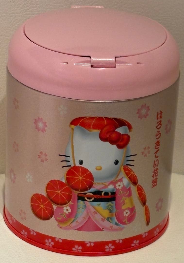 サンリオ　ハローキティ　レトロ　ゴミ箱缶　ダストボックス　キティ　小物入れ 新品