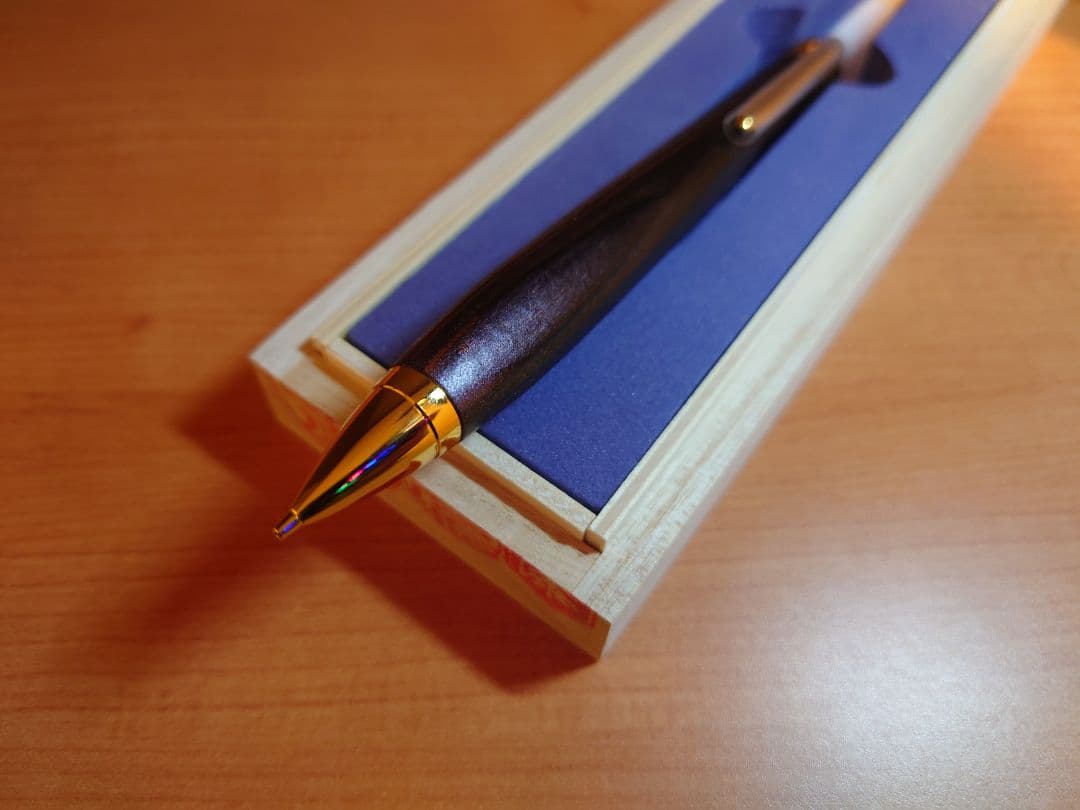 木軸ペン工房金杢犀 杉 変わり漆 浮造り シャープペンシル 0.5 - メルカリ