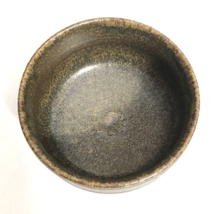 究極の古美術◼️蔵から、深みのあるかなり雰囲気の漂う抹茶茶碗