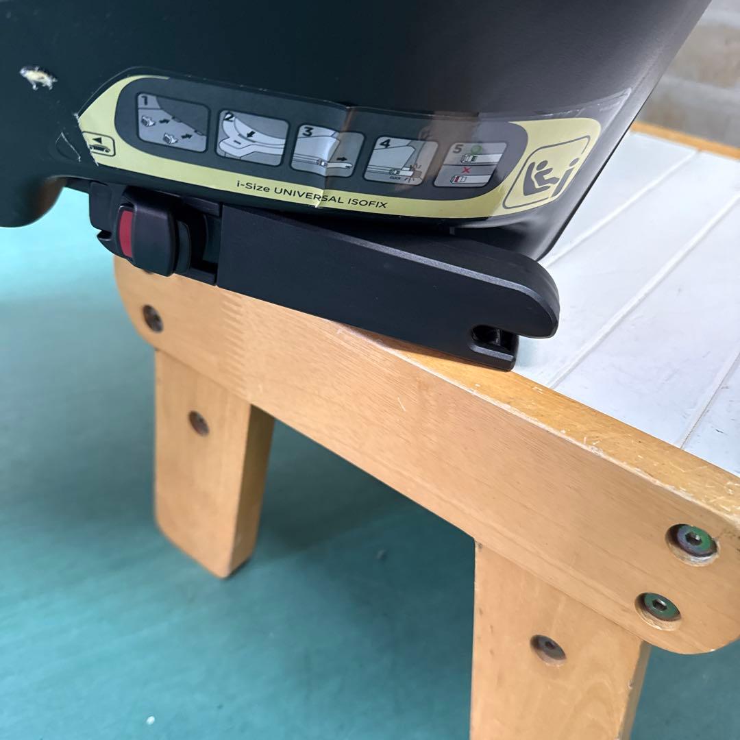 ジョイー　isofix チャイルドシート i -size 回転式