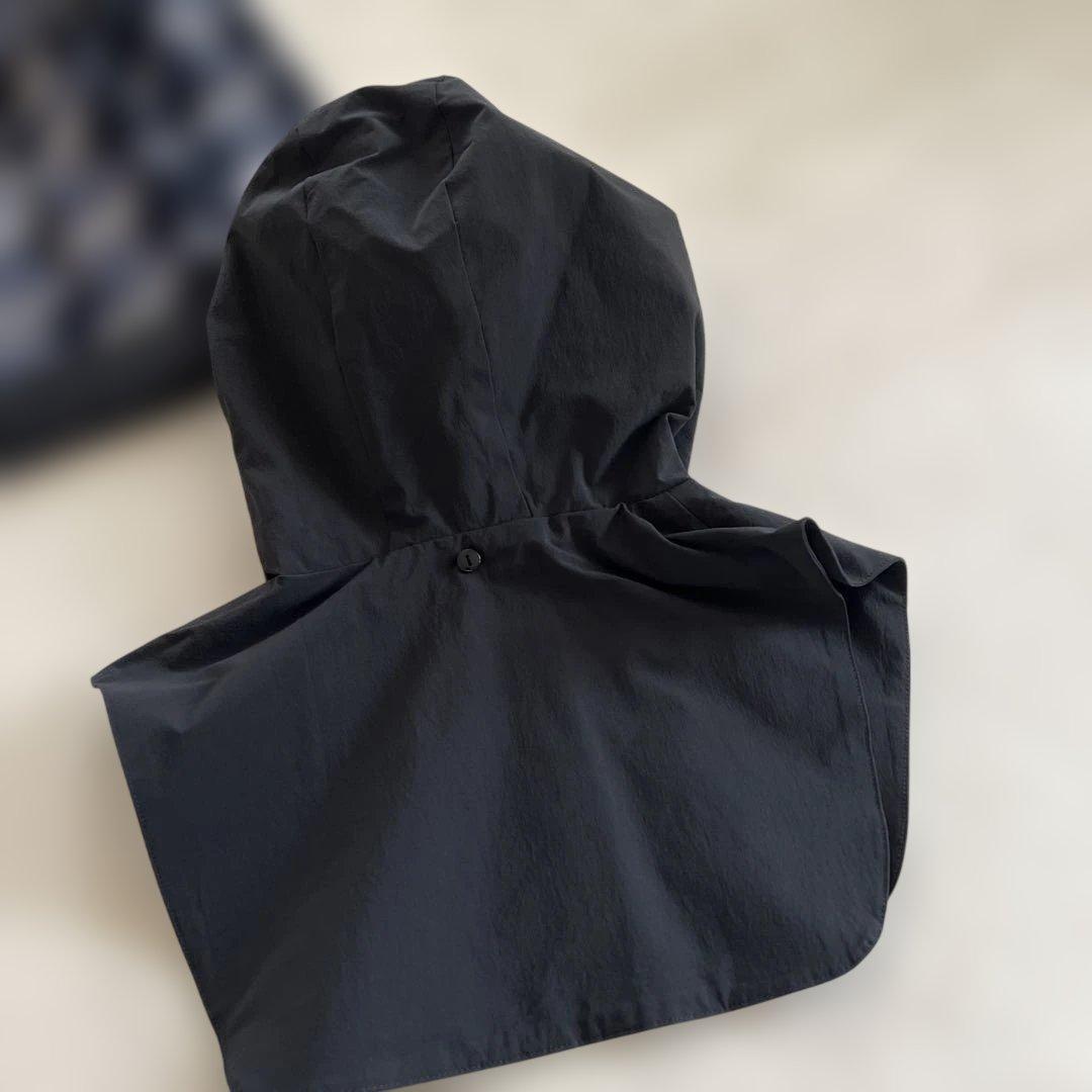 マーク&ロナ　防風フード付きジャケット