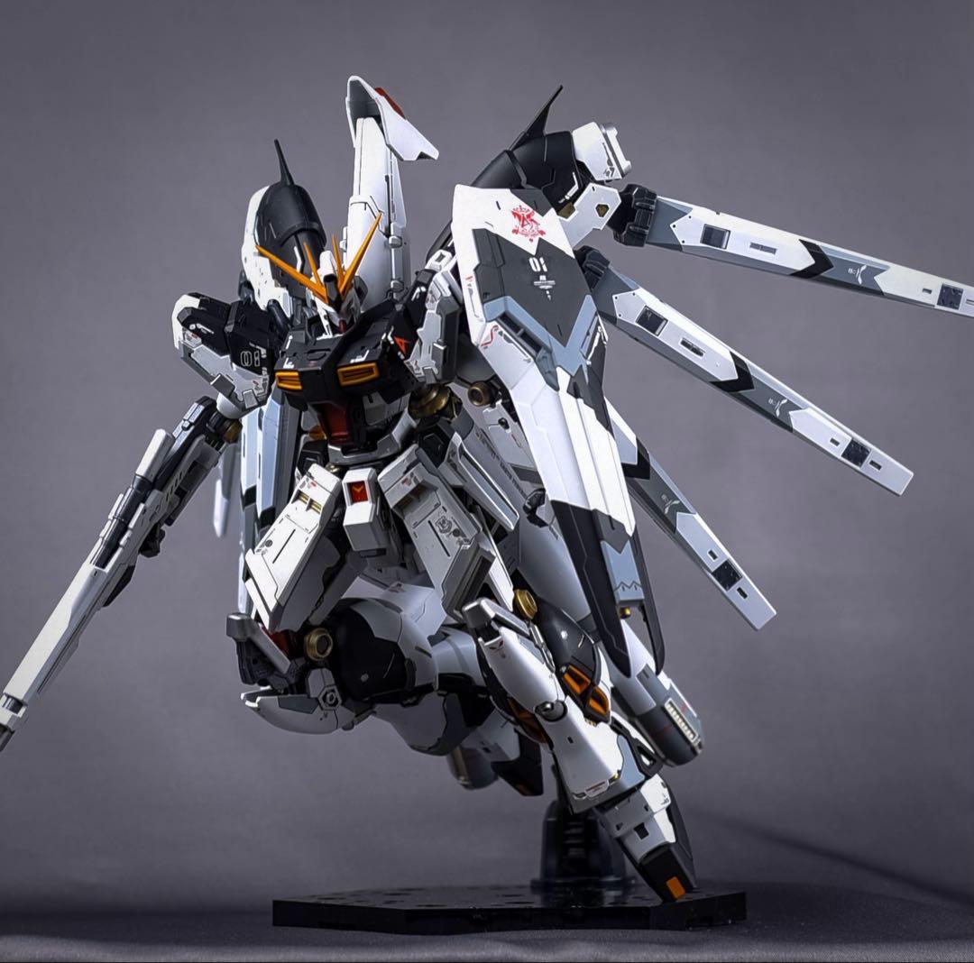 【塗装済】RG Hi-νガンダム ハイパー・メガ・バズーカ・ランチャー　完成品