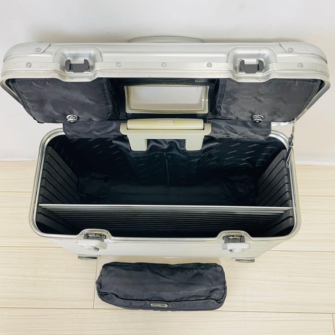 ✨【値下げ】リモワトパーズパイロット4輪トローリー機内持込