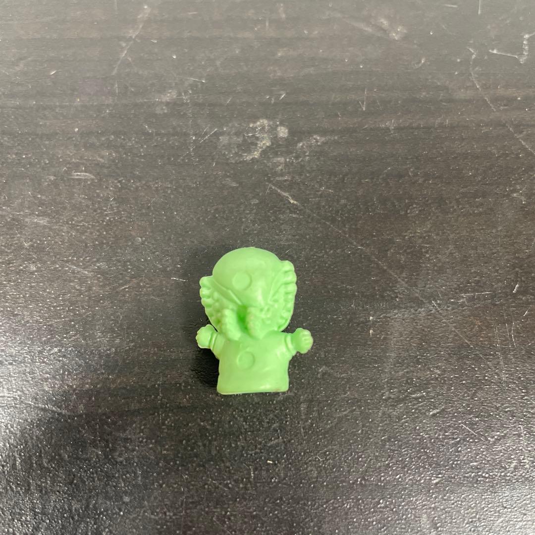 アラレちゃん　キン消し　ガッちゃん　黄緑