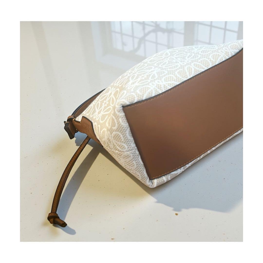 ロエベ LOEWE アナグラム ハンドバッグ