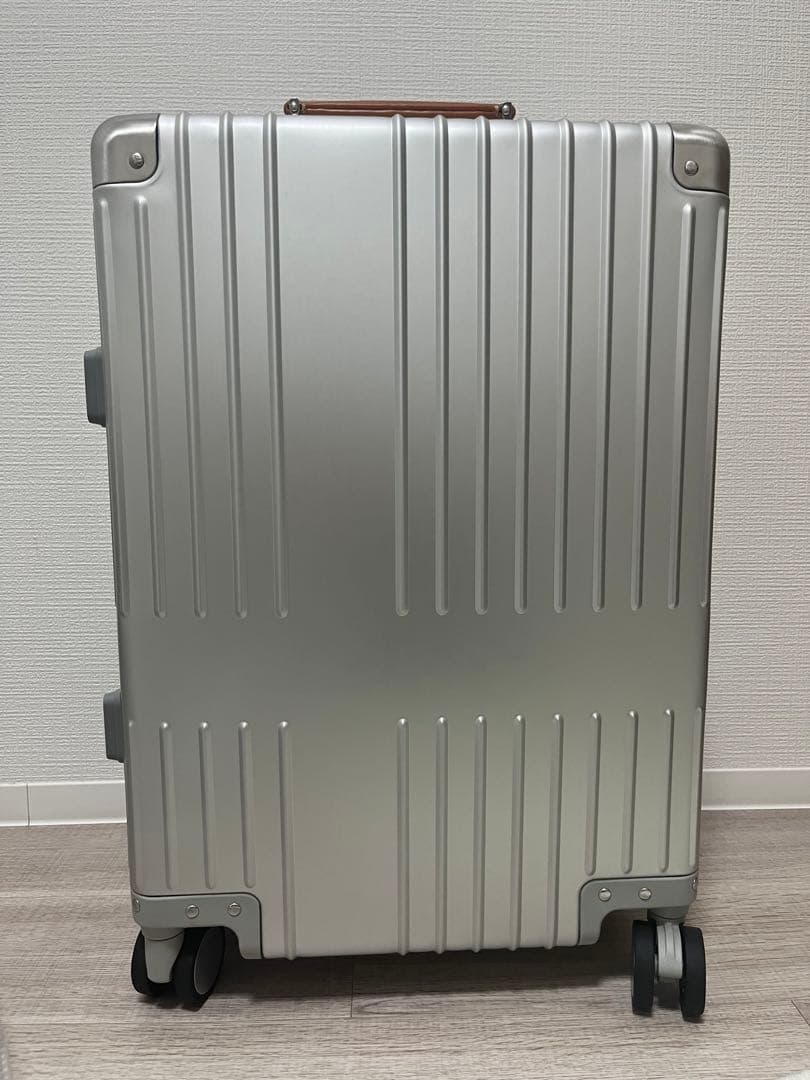innovator イノベーター アルミスーツケース70L - メルカリ