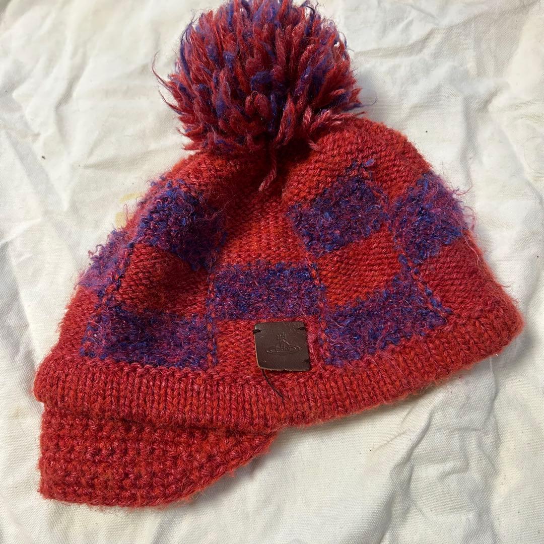 レア Vivienne Westwood ポンポン ニット帽 オーブ タグ付き - メルカリ