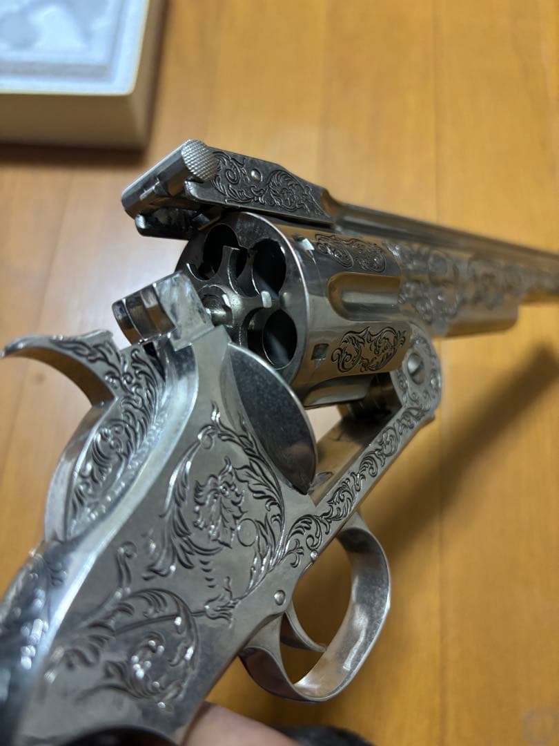 フランク ミント　ワイアットアープモデル44リボルバー中折れ式観賞用