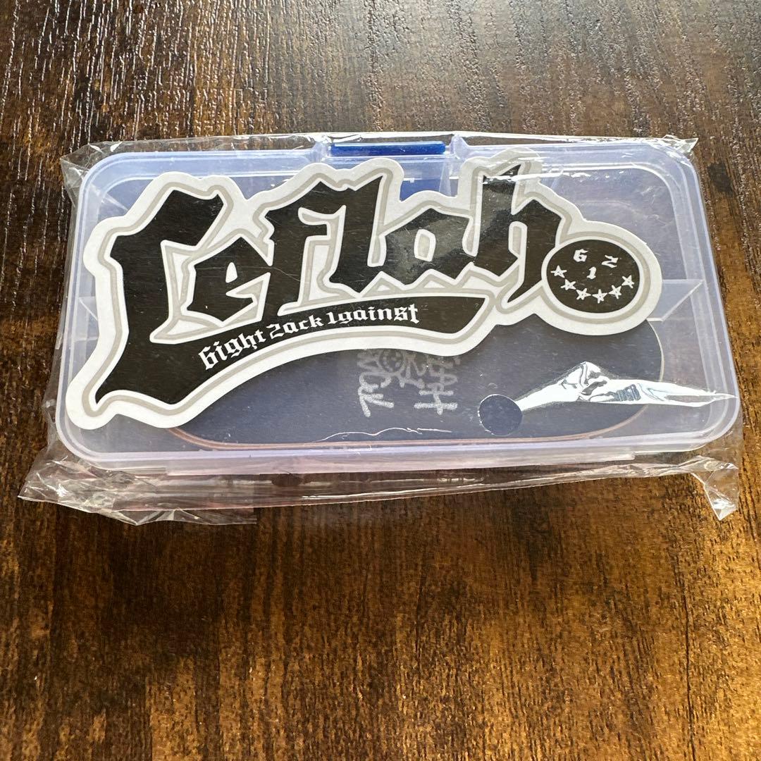 LEFLAH　指スケ　スケボー　キーホルダー　スケートボード　アクセサリー