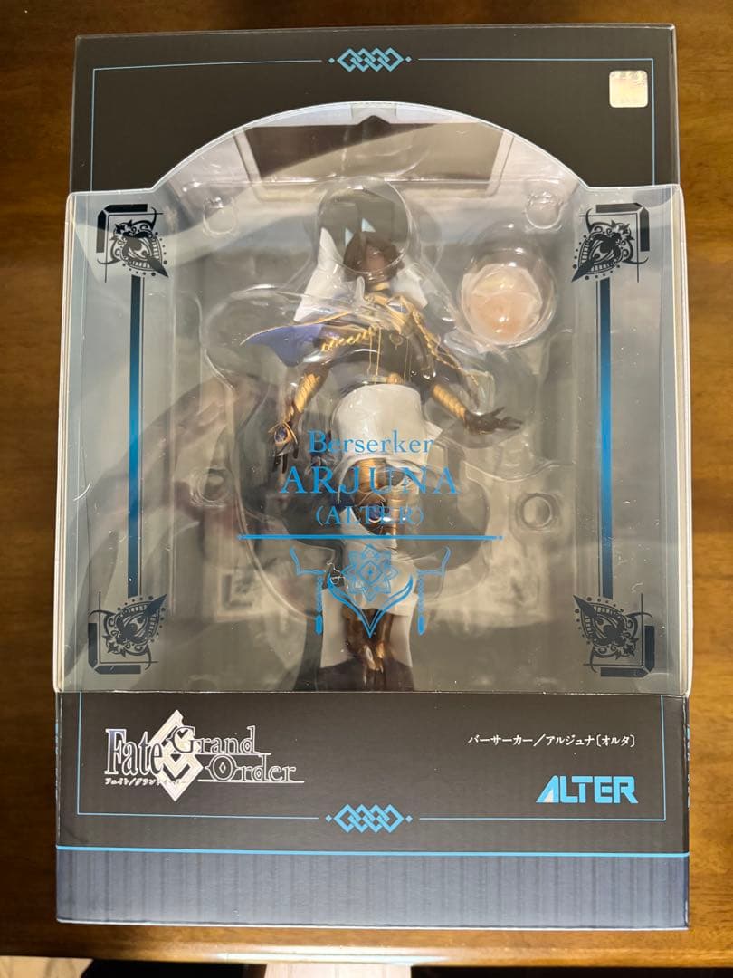FGOアルジュナ〔オルタ〕とカルナ 1／8スケールフィギュアのセット