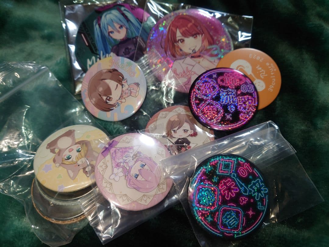 初音ミク　VOCALOID　マジミラ　雪ミク　缶バッジ等