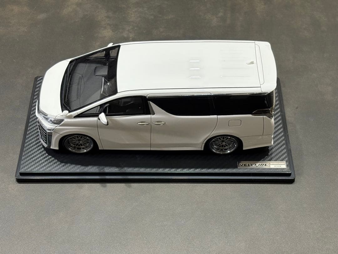 ignition model VELLFIRE ヴェルファイア　1/18