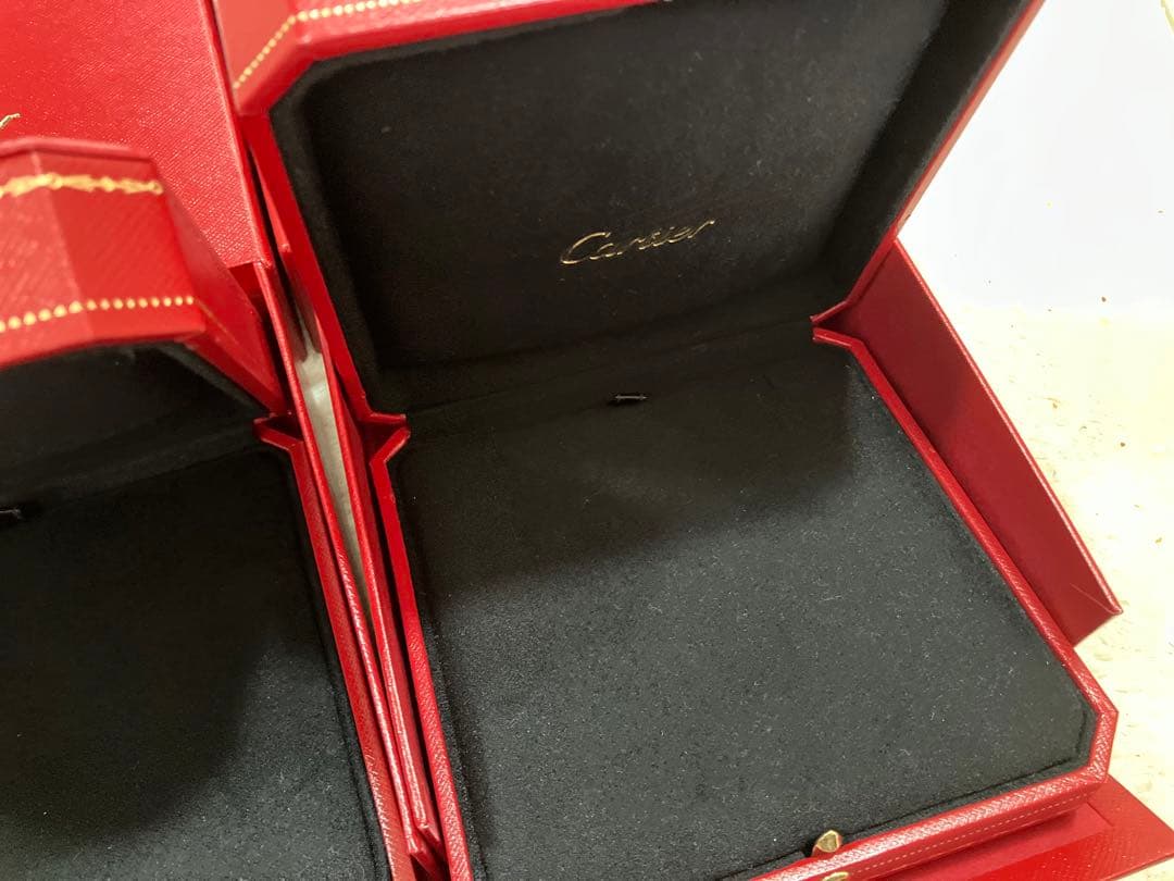 専用Cartier 赤 レザーケース 3個セット　ネックレスケース空箱　現行品