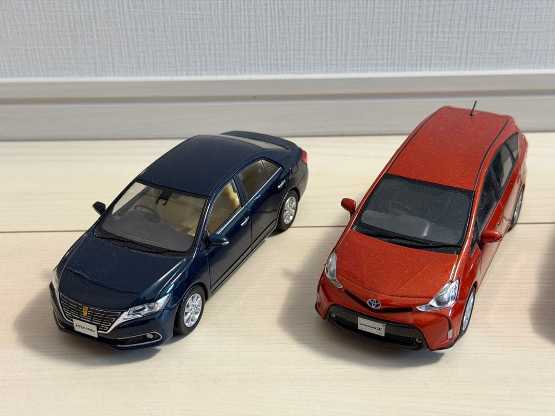 トヨタ カラーサンプルミニカー3台セット