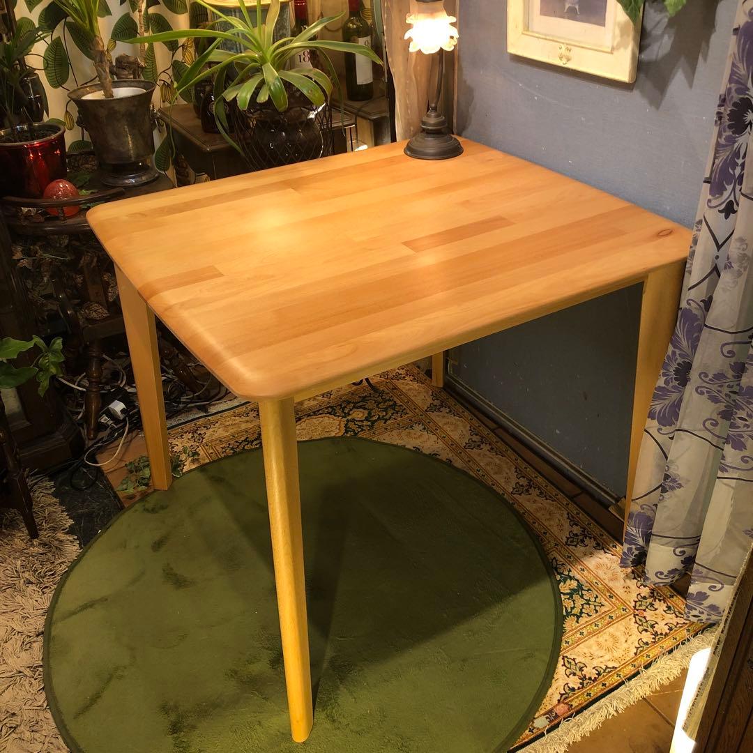 極美品　アルダー　ソリッド　テーパードレッグ　コンパクト　ダイニングテーブル