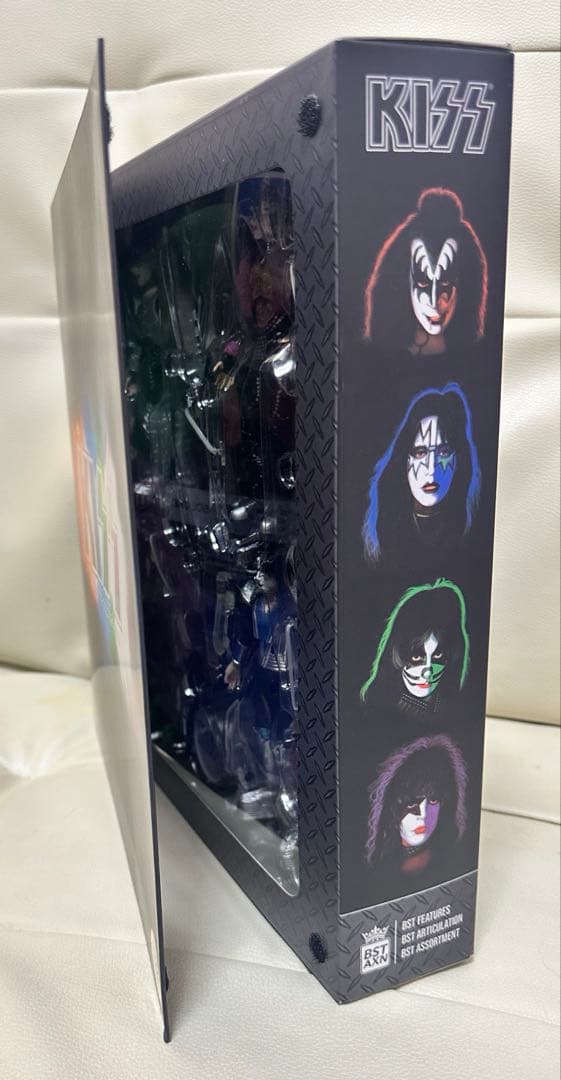BST AXNラスベガス衣装KISS フィギュア4体セットBOX BST AXNラスベガス