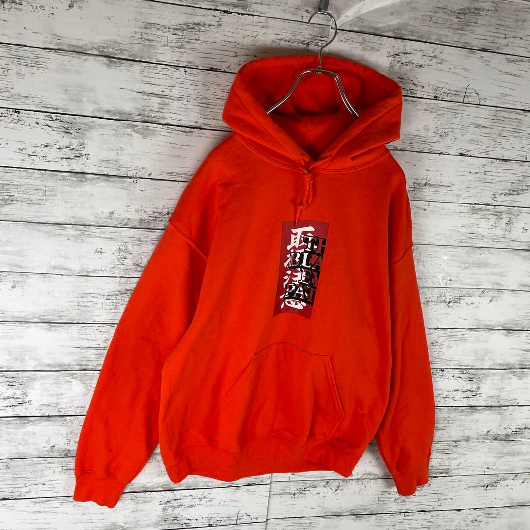 【即完売デザイン】ブラックアイパッチ☆センタープリント 希少カラー パーカー