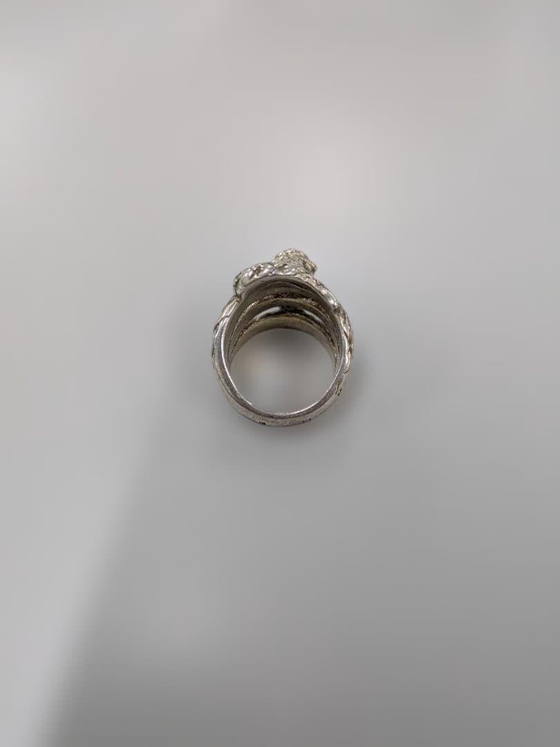 ヴィヴィアン・ウエストウッド スネーク リング