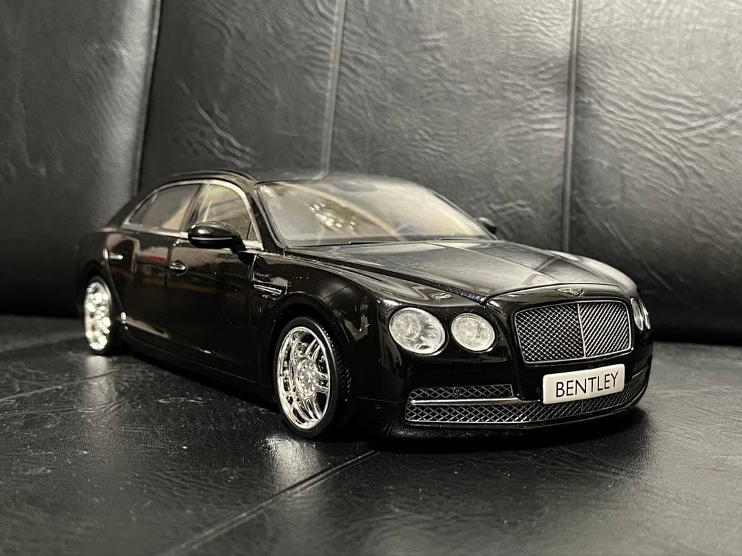ベントレー　フライングスーパー　1/18