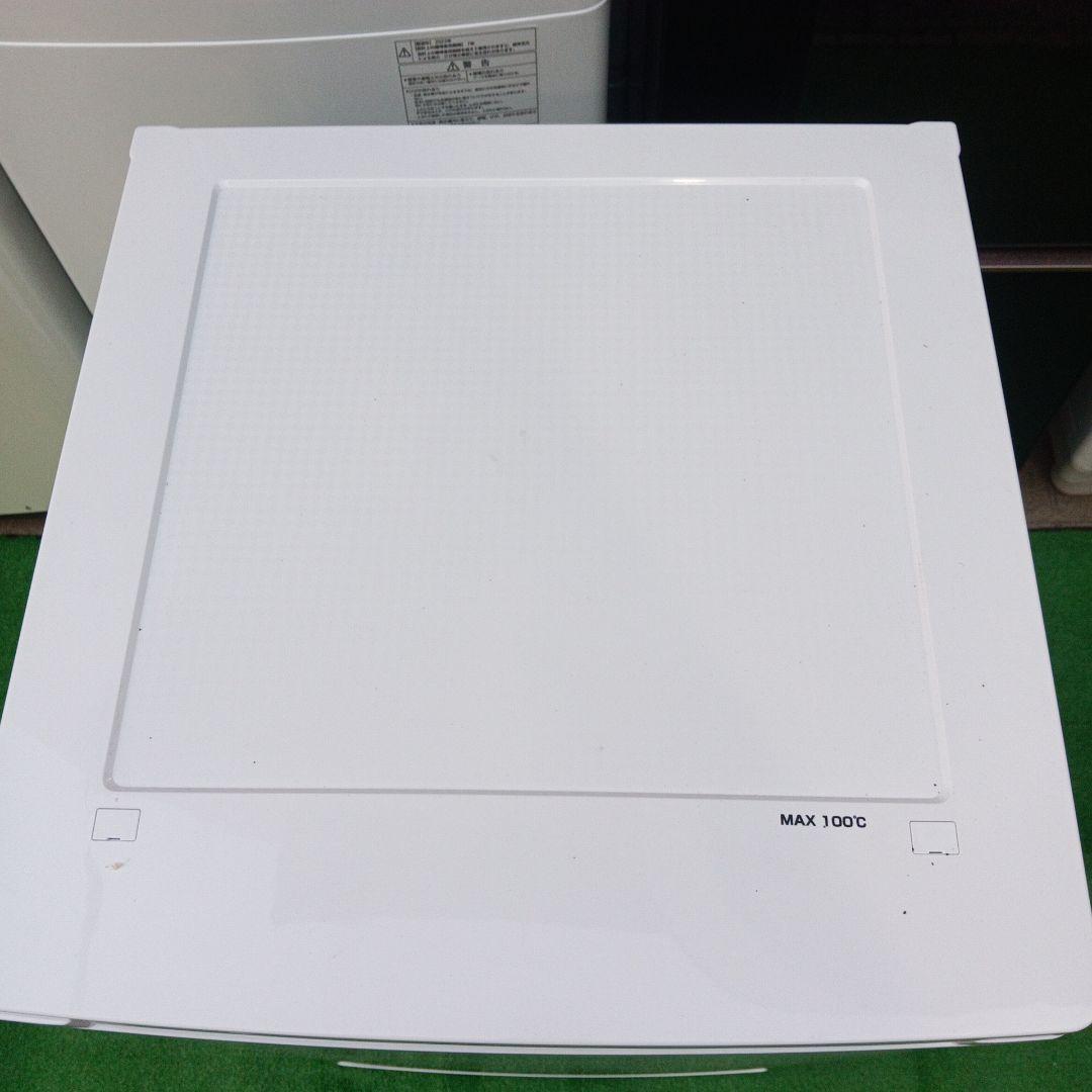 アイリスオーヤマ 冷凍庫 60L IUSD-6B-W ※トレーに傷あります