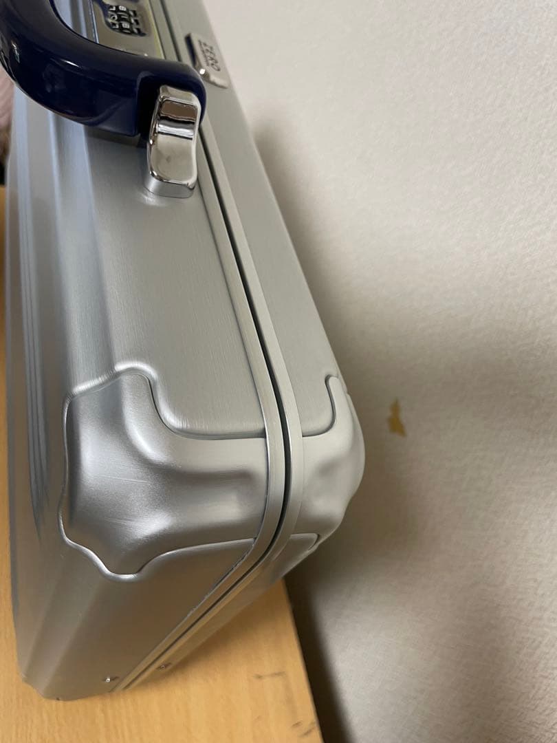 ゼロハリバートン アタッシュケースA4 9.5L 94211