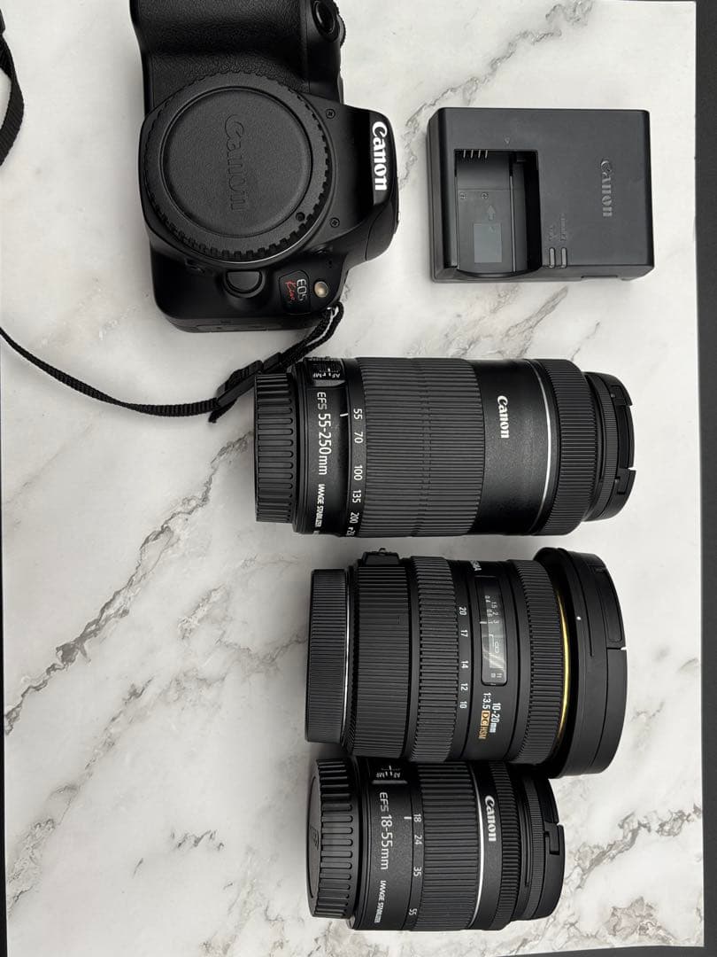 Canon デジタル一眼レフカメラとレンズ3本セット