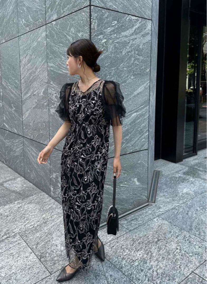 LERURE　リルアー　Fluffy sleeve pencil dress