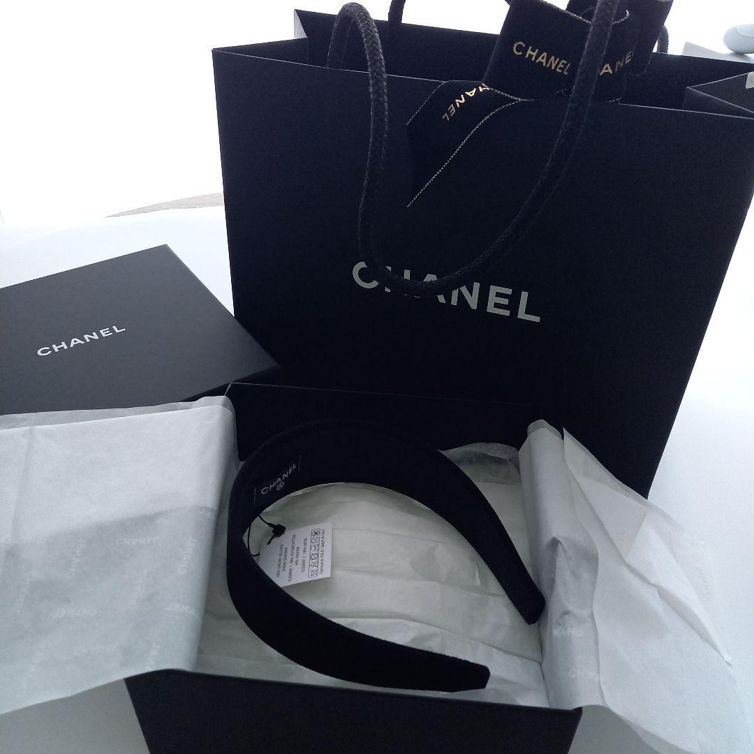 CHANEL シャネル　 ヘアバンド　カチューシャ　ヘアバンド　CCロゴ