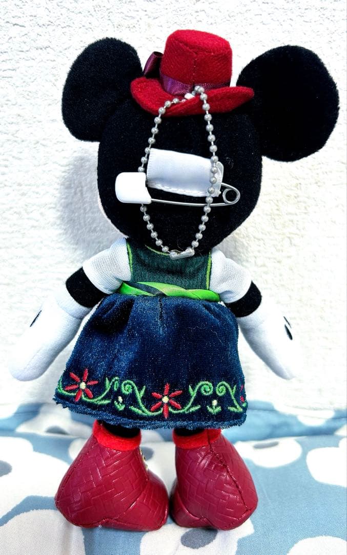 【美品】ディズニー パルパルーザ　ミニー　ぬいぐるみバッチ　ぬいぐるみ　10点