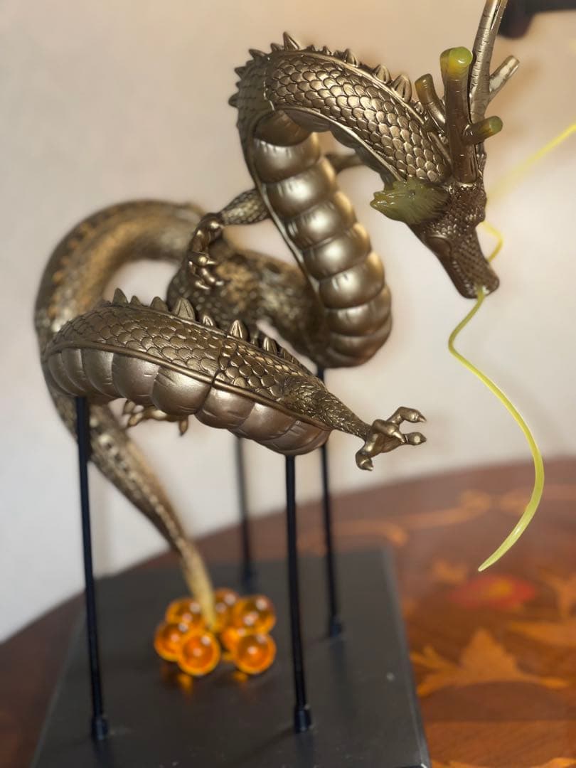 【ドラゴンボール】金色神龍フィギュア　ガラポン　非売品