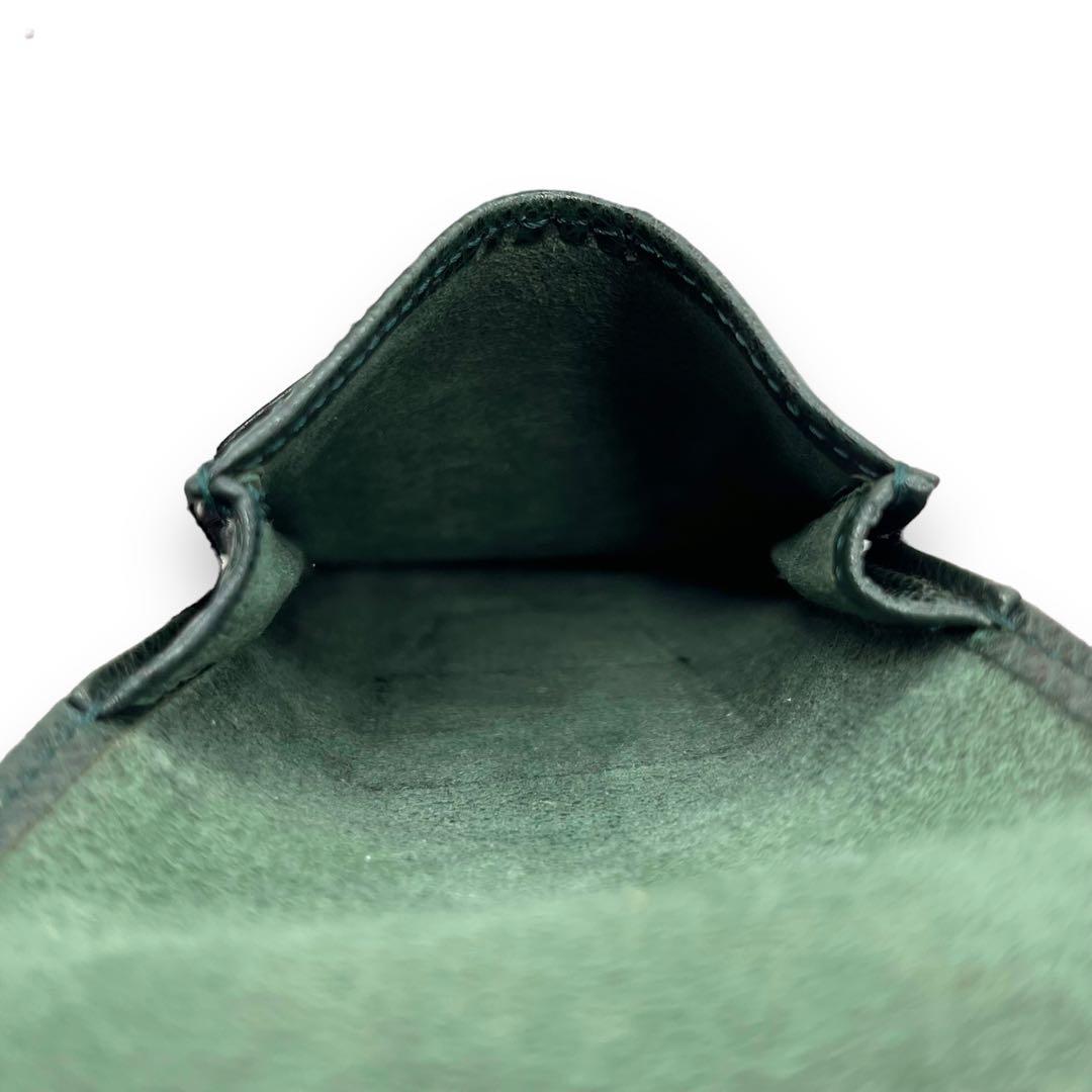LOUIS VUITTON ルイ・ヴィトンペンケースタイガ深緑