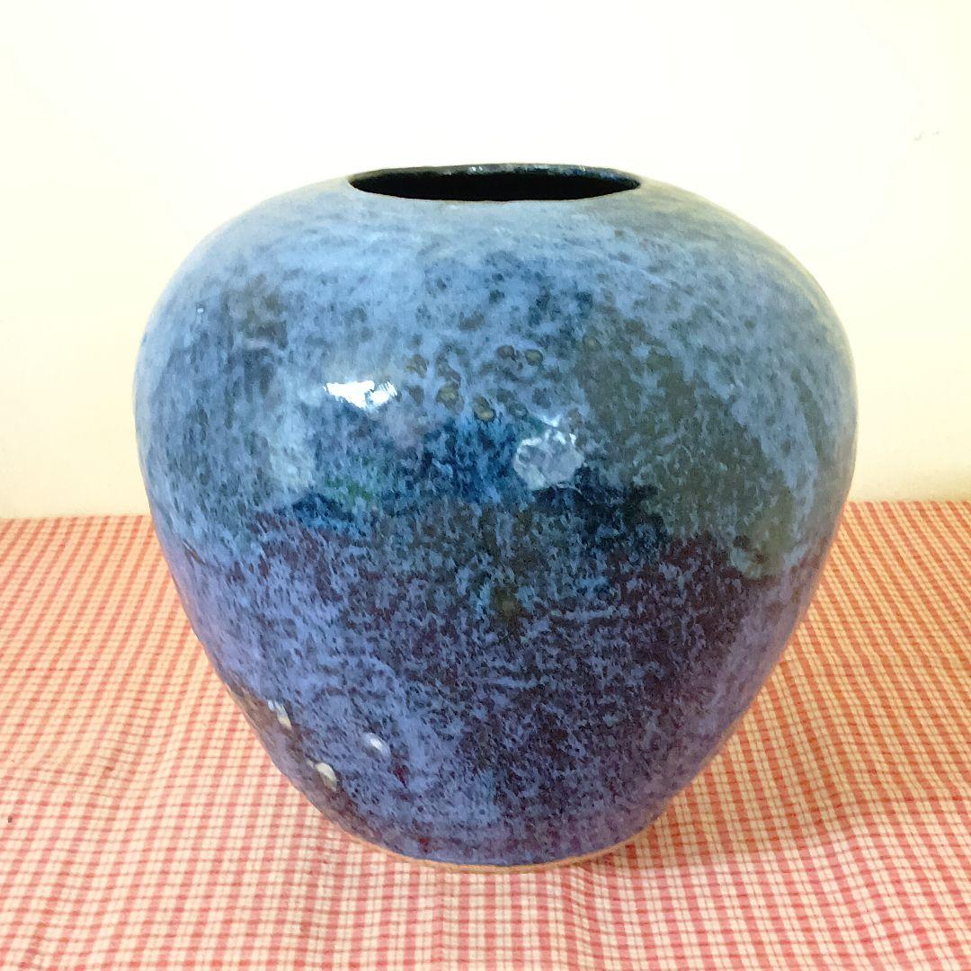 青色の陶器花瓶 釉薬