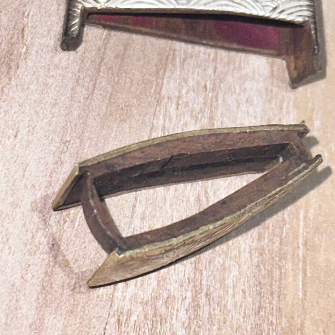 【eee】日本刀装具　金着せ　菊波紋様　二重鎺　ばばき