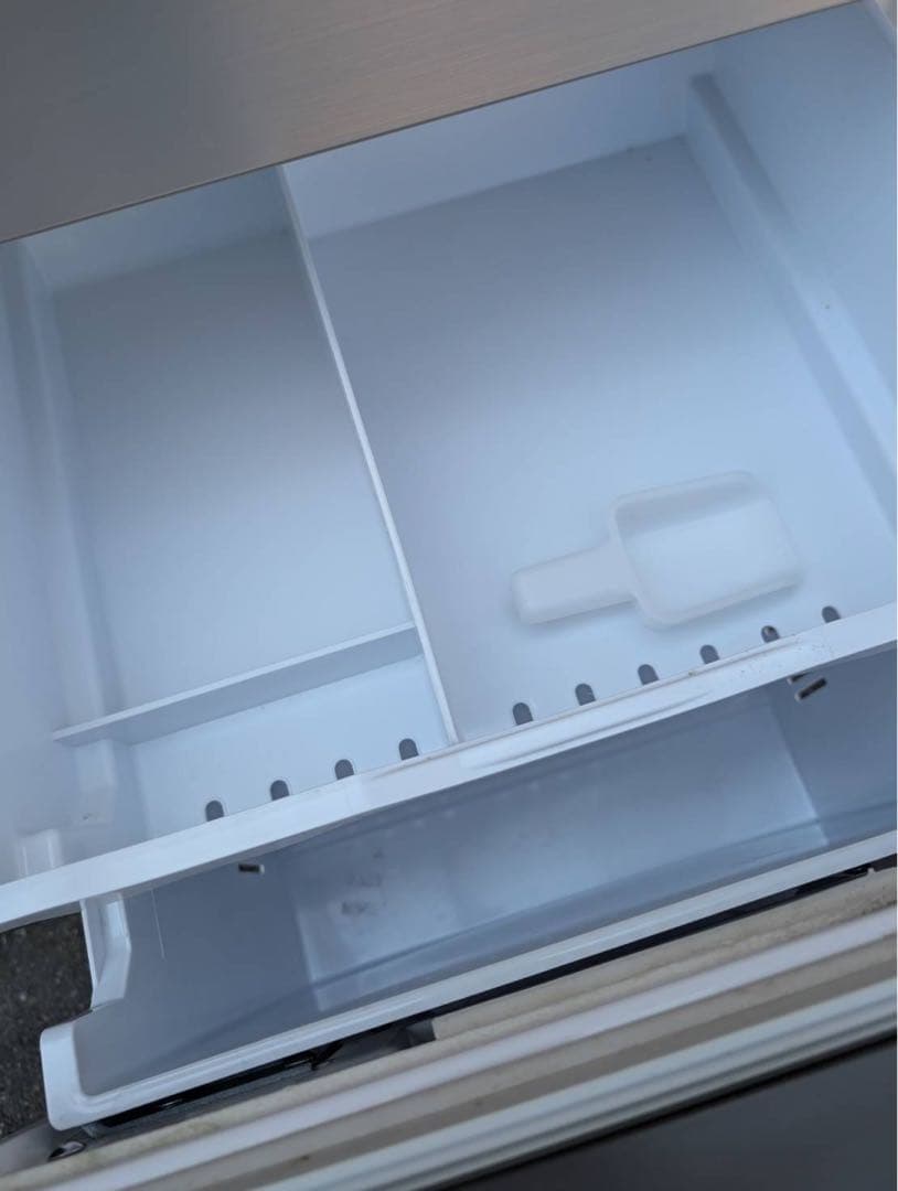 ＊東京都付近取引限定＊日立 R-V32RV 冷凍冷蔵庫　315L 2022年