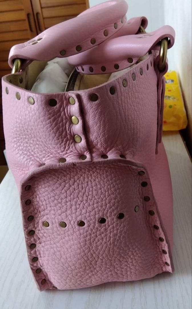 CELINE ピンク スタッズ ハンドバッグ